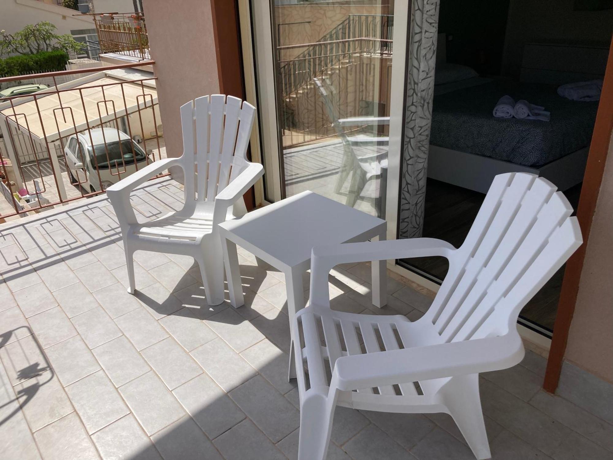 Dalie'S House San Leone Centro Hotel อากริเจนโต ภายนอก รูปภาพ